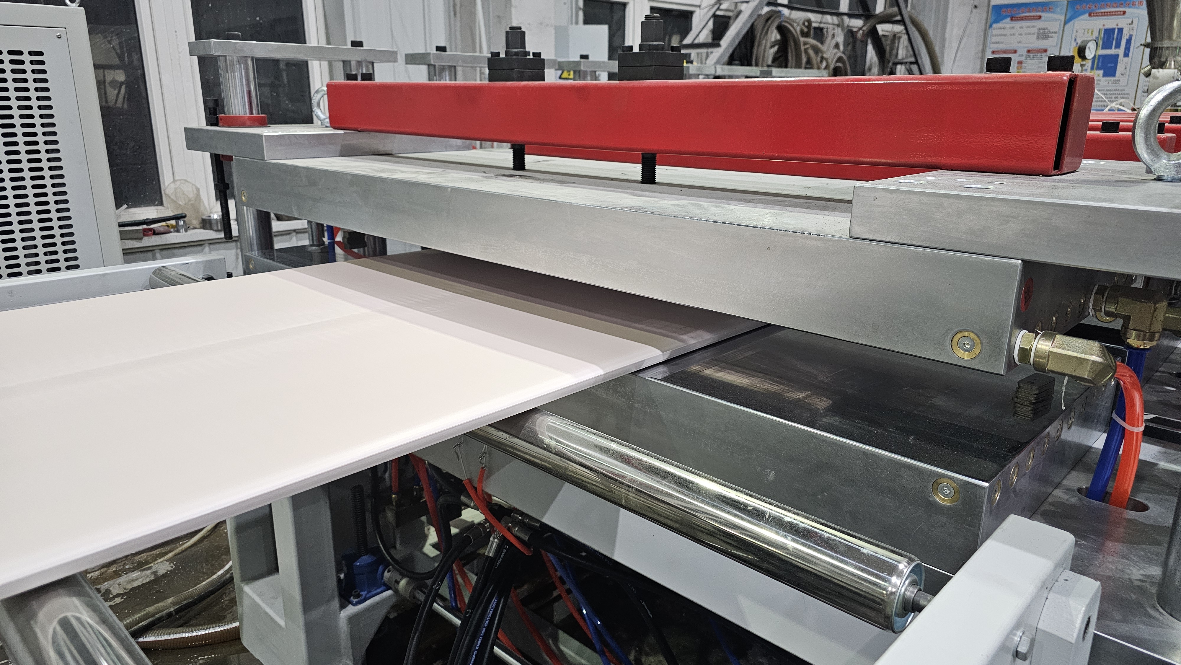 पीवीसी फोम बोर्ड मशीन, पीवीसी फोम बोर्ड बनाने की मशीन, पीवीसी फोम बोर्ड उत्पादन लाइन