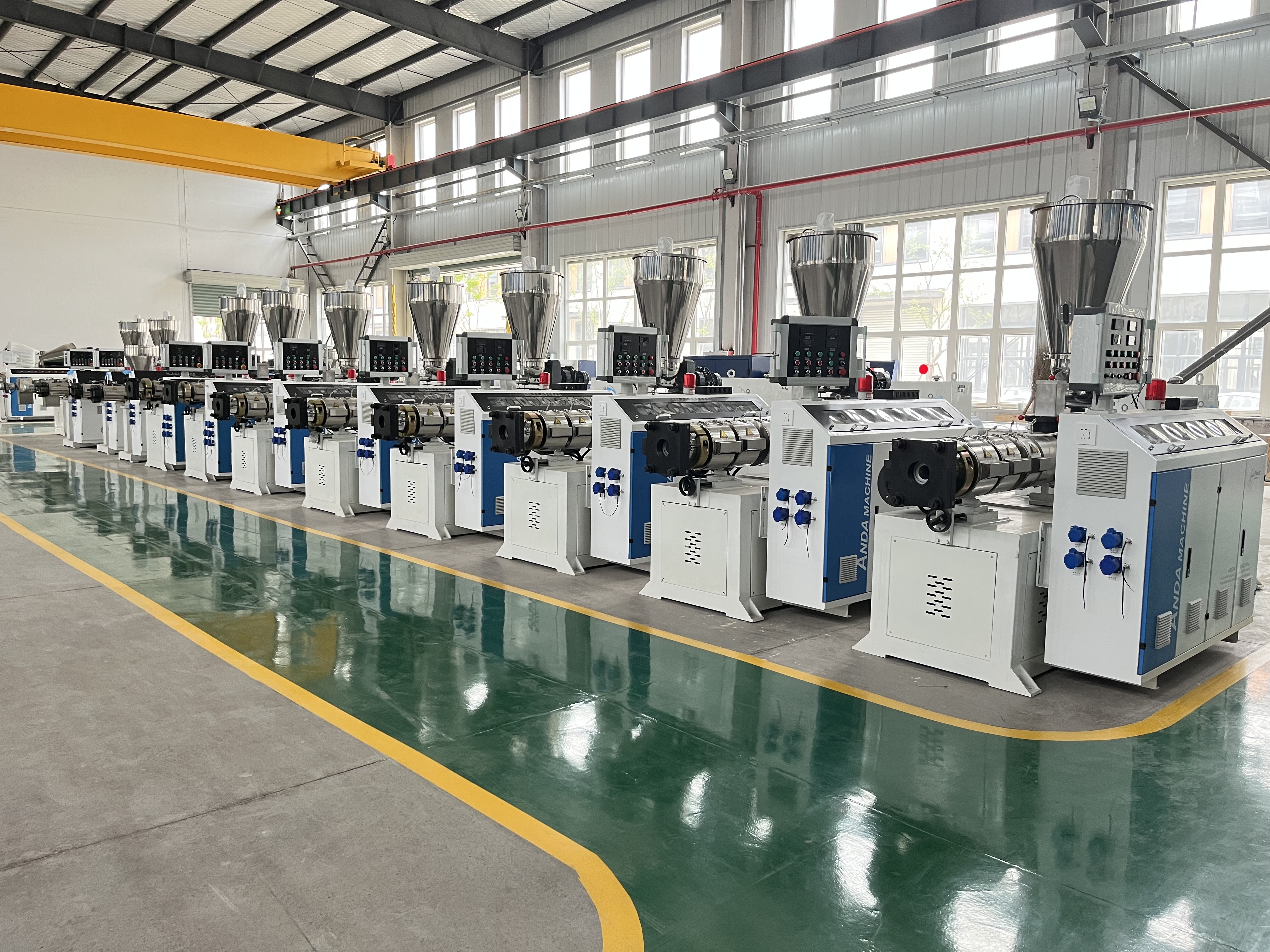 आप प्लास्टिक एक्सट्रूडर के बारे में क्या जानते हैं?