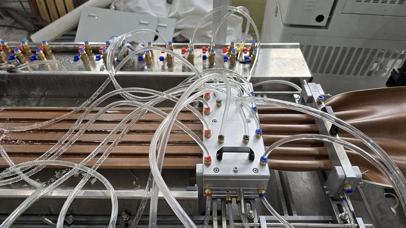 सोफिट पैनल मशीन, सोफिट पैनल प्रोडक्शन लाइन 