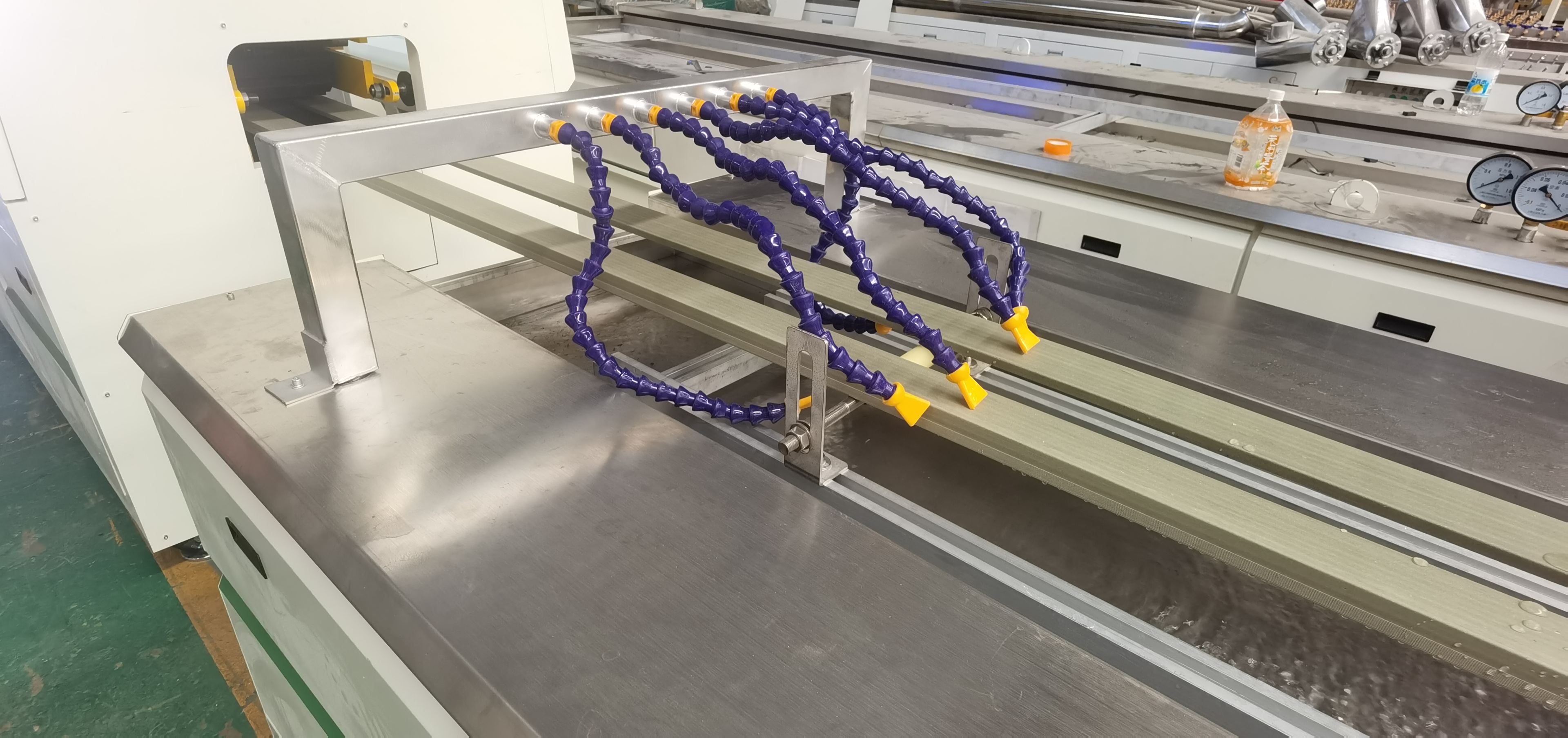  WPC दरवाजा फ्रेम उत्पादन लाइन