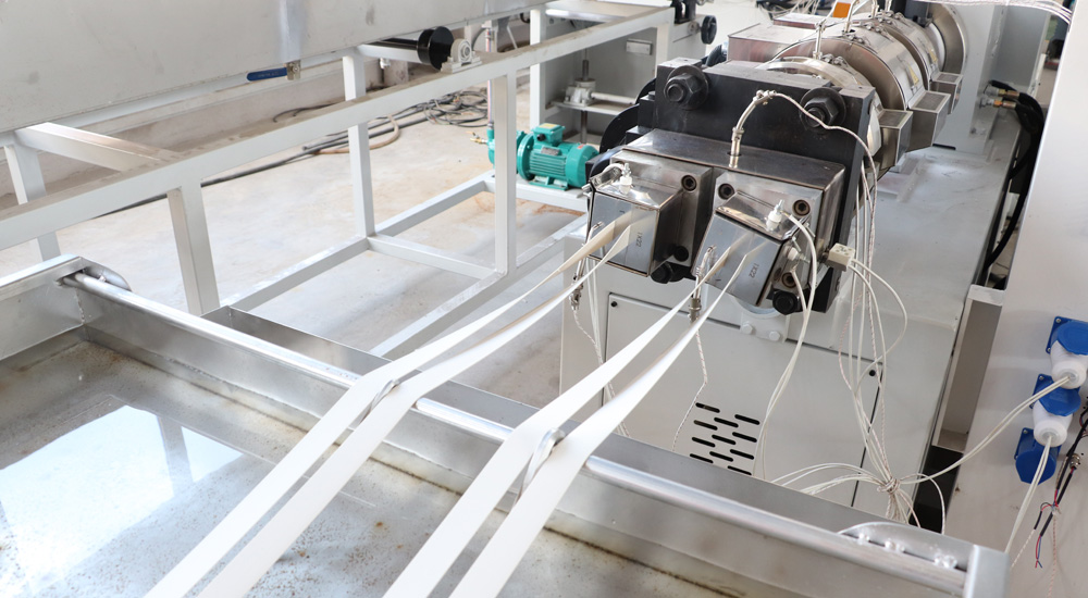 पीवीसी एज बैंडिंग टेप निर्माण मशीन