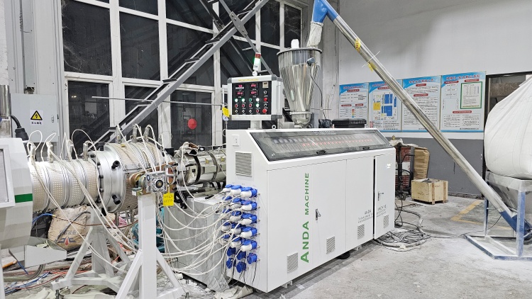 पीवीसी पाइप मशीन, पीवीसी पाइप एक्सट्रूज़न मशीन, पीवीसी पाइप उत्पादन लाइन, ट्विन स्क्रू पीवीसी पाइप मशीन 